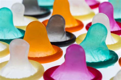 Blowjob ohne Kondom gegen Aufpreis Sex Dating Belœil